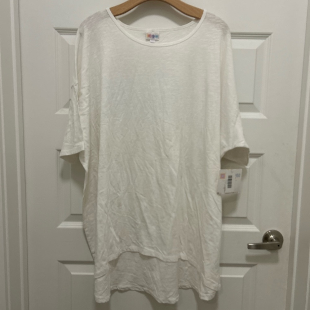 LuLaRoe White Short Sleeve Tee